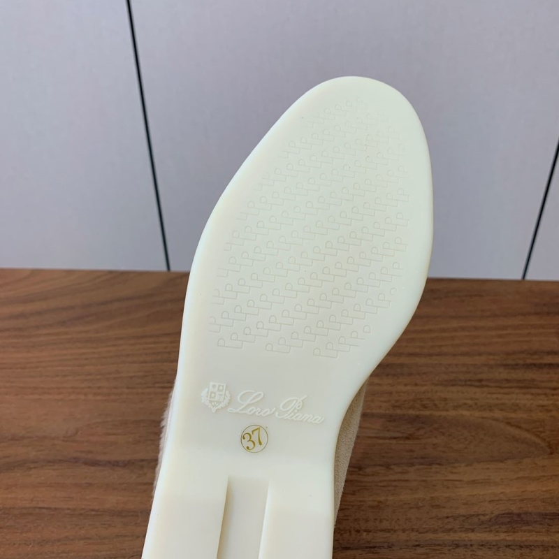 L0r0 P1ana loafers